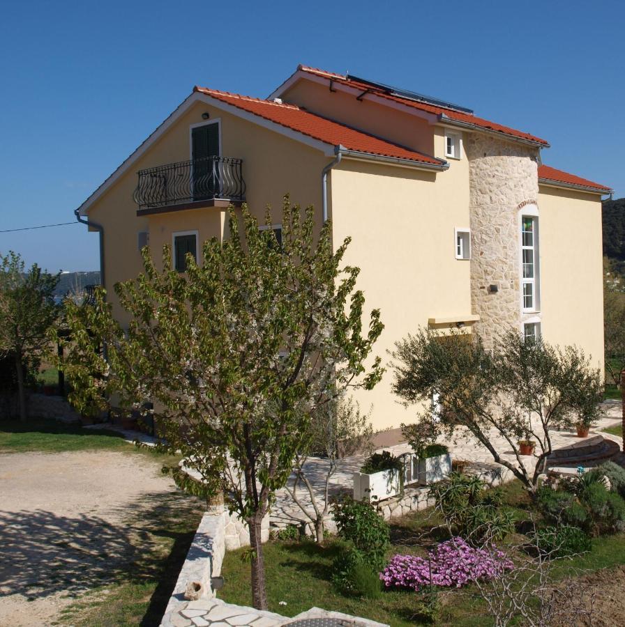Apartments Batistic Supetarska Draga Exteriör bild